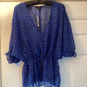 New with Tags Women’s Forever 21 Twentyone woven Blue/Navy Top